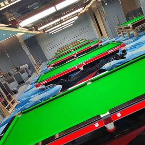 倾斜世界的对峙-梁二姐