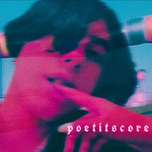 pelirroja de uniforme azul