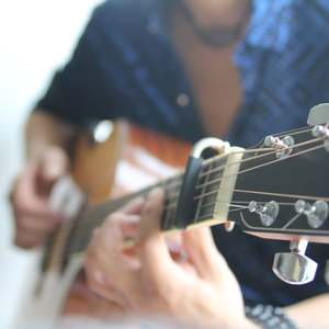 おとなの掟（成人的法则）木吉他独奏