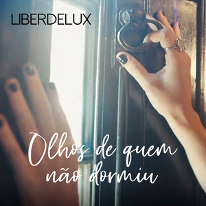 Olhos de Quem Não Dormiu