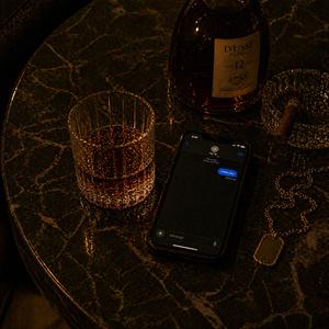 Drunk Texts (feat. Henny Hermes)