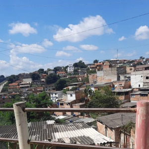 ( VEM PRA CA TROCAR, HOJE EU TO PRO CRIME )