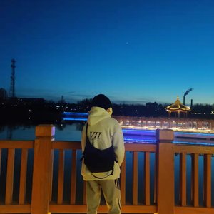 往前走（Prod by FakbeBlood）