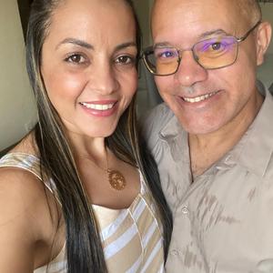 Gata Decoradora