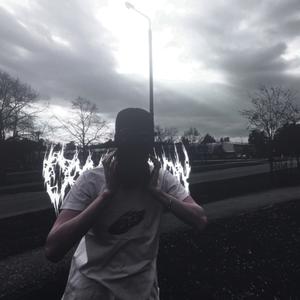 Dancin ( Remix /slowed + reverb）