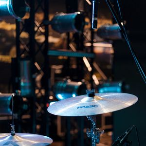 开头结尾和弦一样就不算跑题吧！