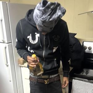 Hurting (feat. Reese Loc & MelBinBuggin)