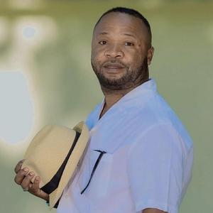 Bayawe (feat. Jojo Mwangaza)