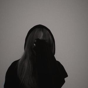 人间不值得_婉清羽