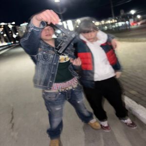 СПУСКАЮ ДЖИНСЫ