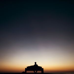 远离（prod by:独无KZ）