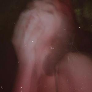 N.E.X (feat. Vir4vamp)