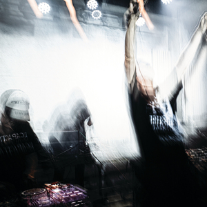 Live at Wall&Wall (Live)