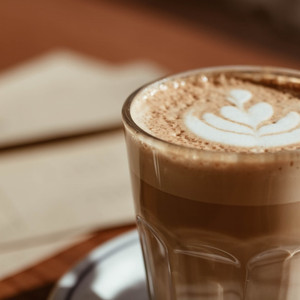 달콤한 초코 카페라떼 sweet chocolate cafe latte