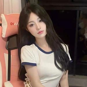 羞答答的玫瑰静悄悄的开