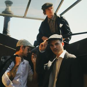 4:40 / TERZI FRATELLI (feat. Izio & Stefano Trezzi)