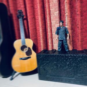 《仰望星空》小李飞琴