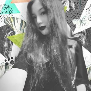 葬身花海的蝴蝶