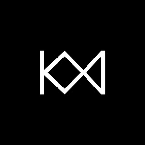 The Whisper 耳语者