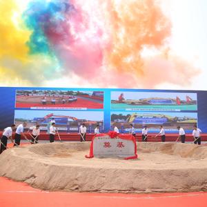 《伟东人之歌》