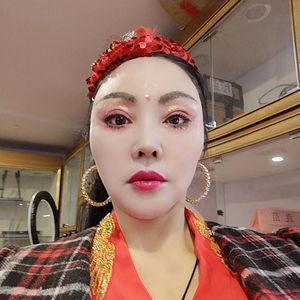 随着老百姓的愿望走（伴奏）