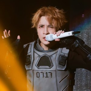 用纯白的纱遮住扭捏的野心