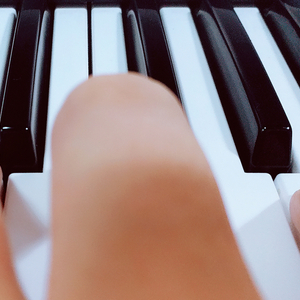 雨天故乡的小路