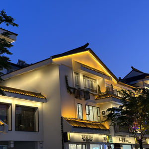 我在风里等着你