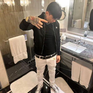 “紧身衣”SASIOVERLXRD x BOBBYNOPEACE Type Beat