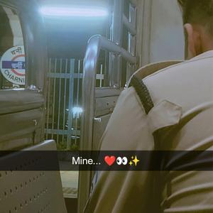 ❤: तुम्ही आणि मी , जणु कधी न संपणारी कविता,