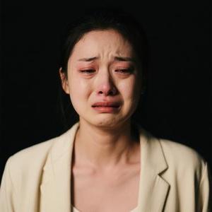 沙哑委屈