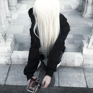 夏夜最后的烟火（颜人中）