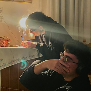 EKEI GIA SENA