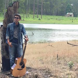 លង់ស្នេហ៍ក្រមុំឧត្តុង្គ