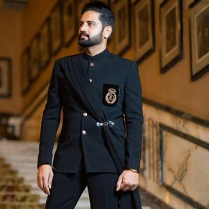 Vibes (feat. SIDDHARTHA TANEJA)