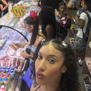 In Here (feat. Lil Mo Savage)