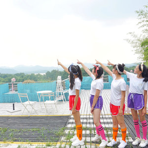 五彩星光原创音乐坊——《五彩星光》