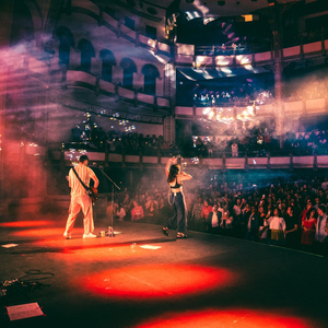 Nadie Nos Ve (En Vivo)