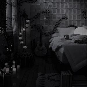 他的破旧出租屋