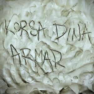 Korsa dina armar