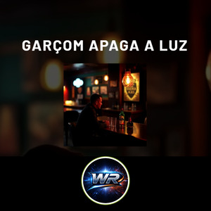 Garçom apaga a luz