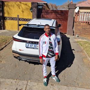 Ruvarashe (feat. Crystalrich)