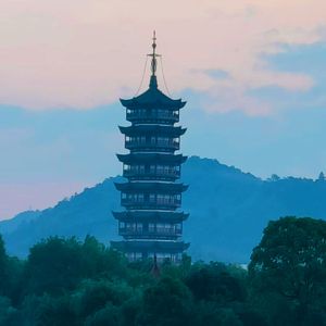 崖上的阿妹