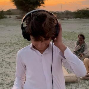 Anth Bahar Di (feat. Zeeshan)