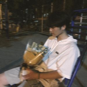 输入法打可爱按第五（翻自 米卡、高卿尘、吴宇恒、薛八一、张星特、曾涵江、鞠婧祎等）