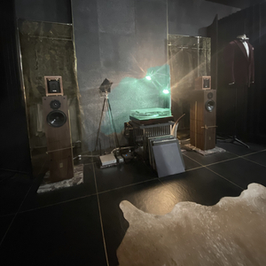 I feel her closer...