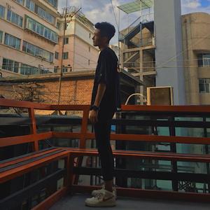 所有的欢乐都与我无关