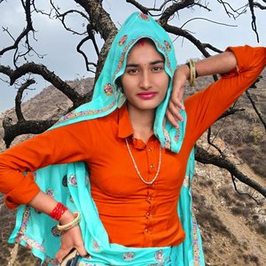 Dil Me Kun Ne Jagah Banai R Sou Jad Neend Ko Aave
