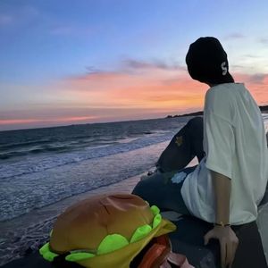 Phone Kisses（Phonk 2025）