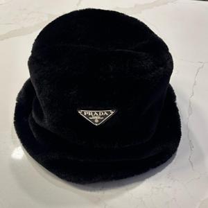 PRADA HAT